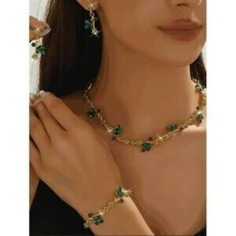 This 4-Piece Floral-Themed Diamond Necklace, Earrings, And Bracelet Set Is A Fre